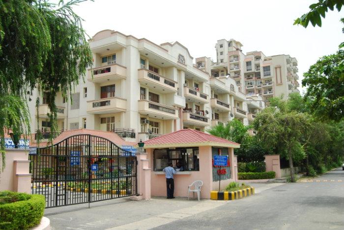 First Floor Sale Greater Noida 