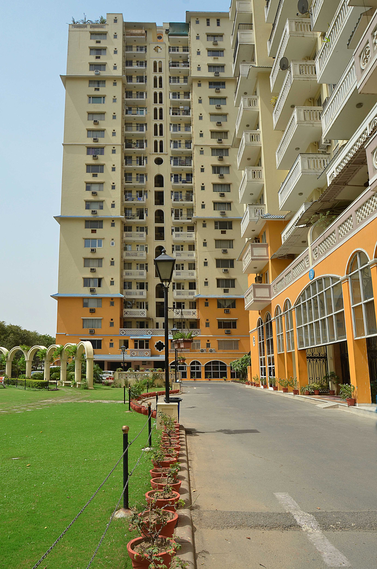 Apartment Sale DLF Belvedere Tower DLF Phase 2