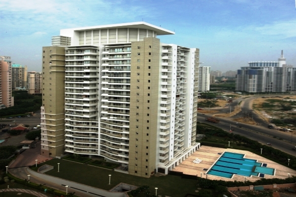 Fully Furnished Flat Sale Royalton Tower DLF Phase 5