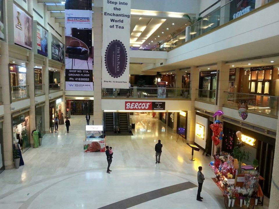 Retail Space Sale Metropolitan Mall Saket Delhi